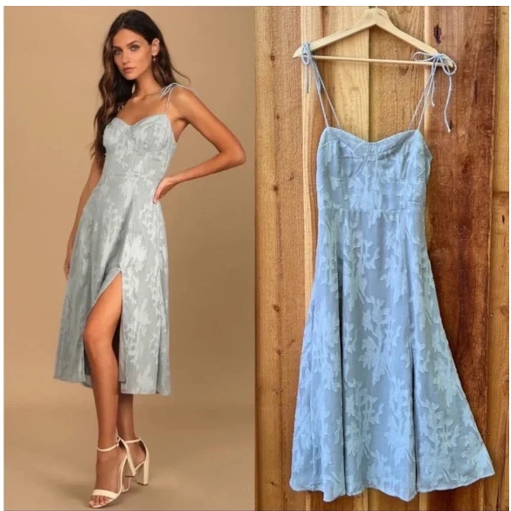 Lulus loveliest looks dusty blue floral jacquard tie strap midi dress size M